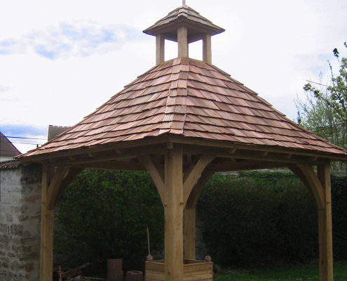 Kiosque en chêne